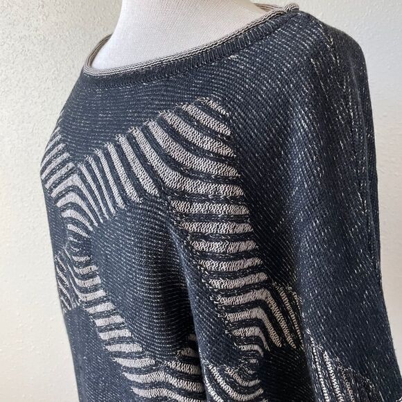 Fever Three Quarter Sleeve Sweater Too Size L EUC - Picture 5 of 8